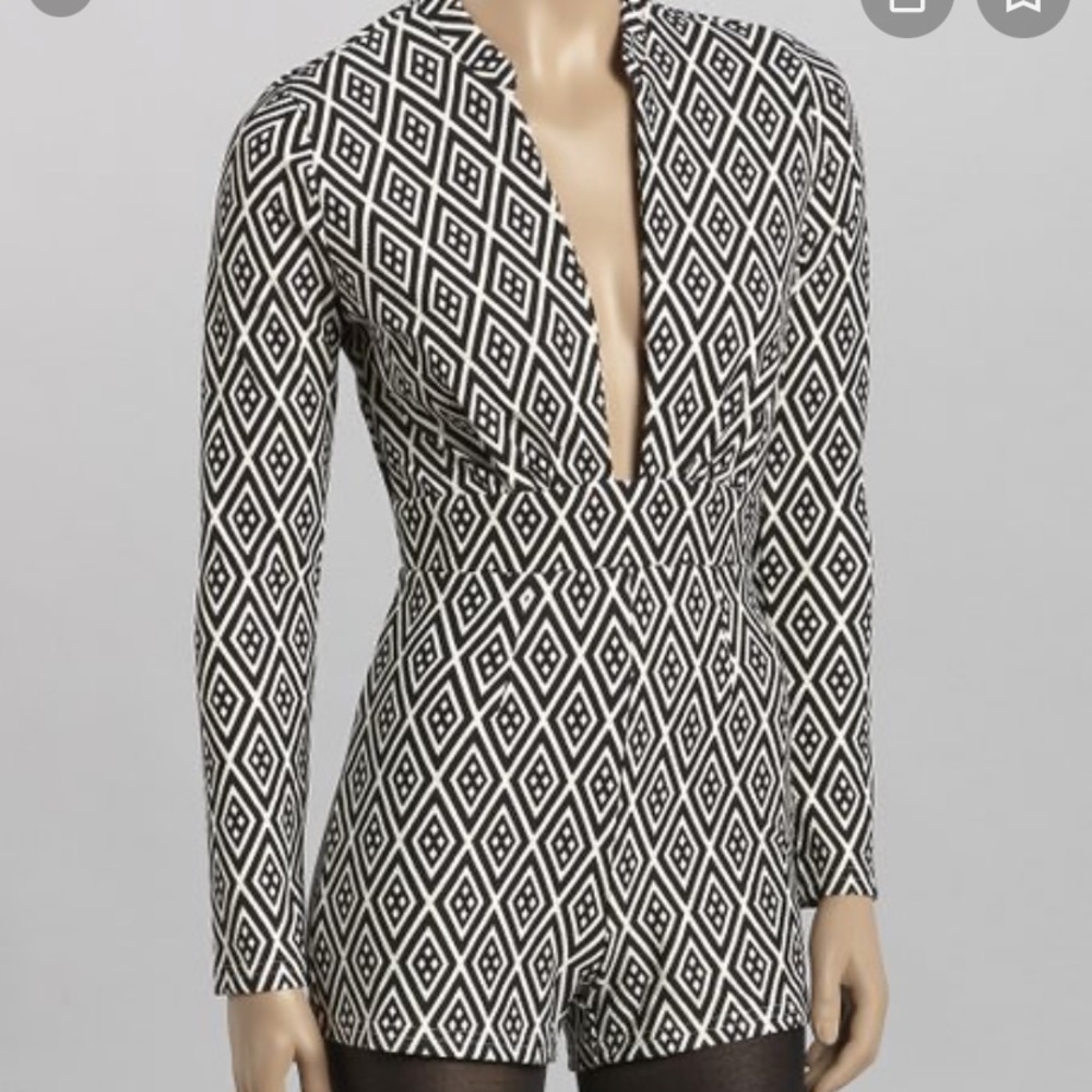 Black and white pattern romper!